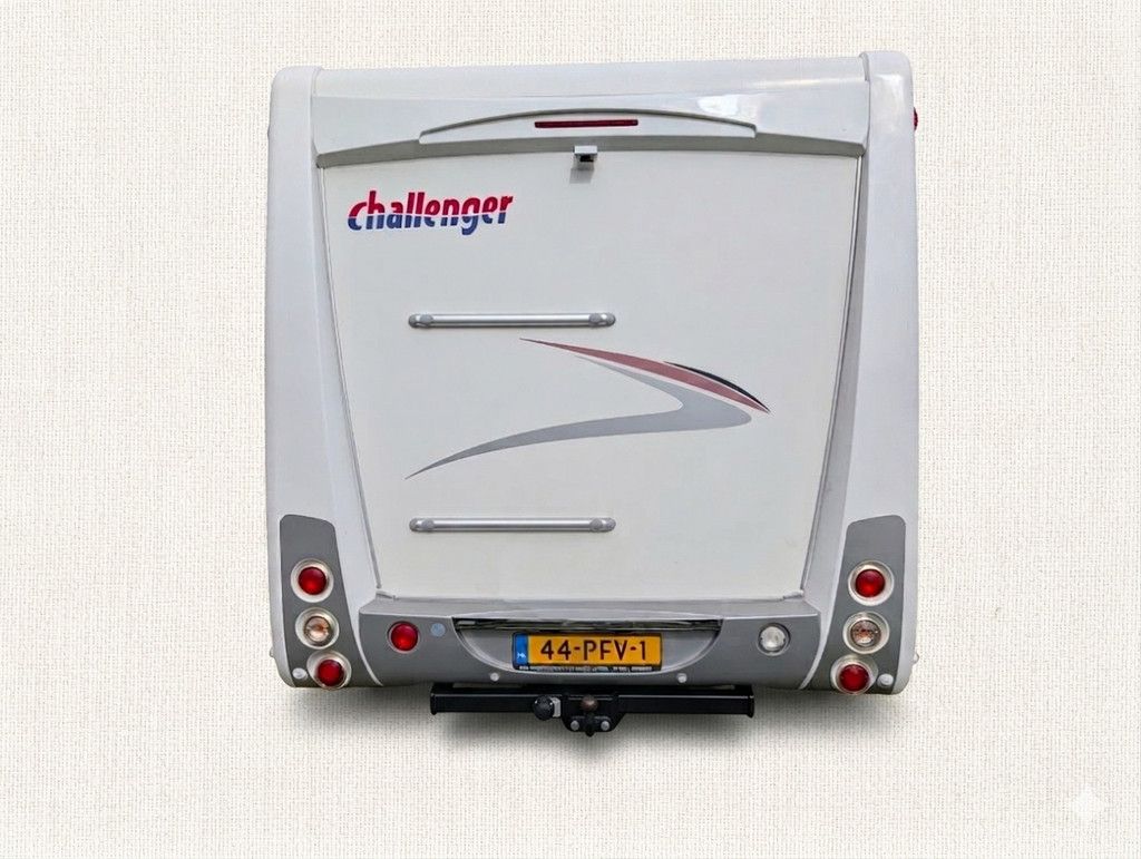 Challenger MAGEO 118 EB | Luchtvering| Queensbed| vol opties