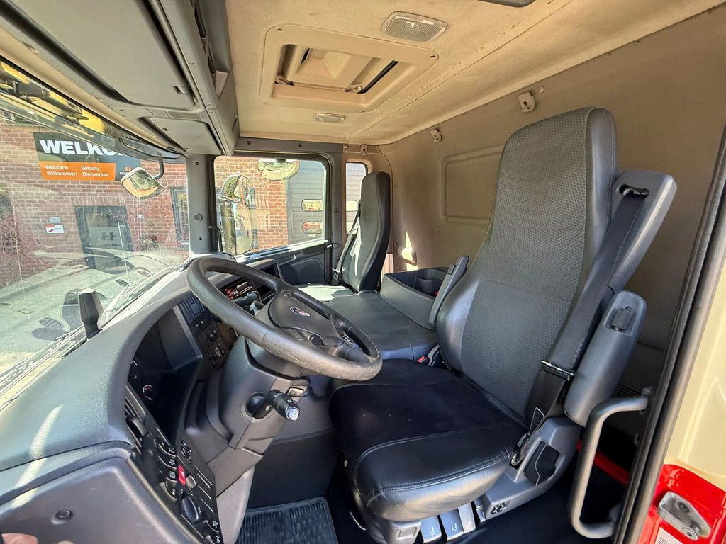 Scania P250 Schuifzeilen 2000KG LBW APK/TUV 11-2026 NL Truck