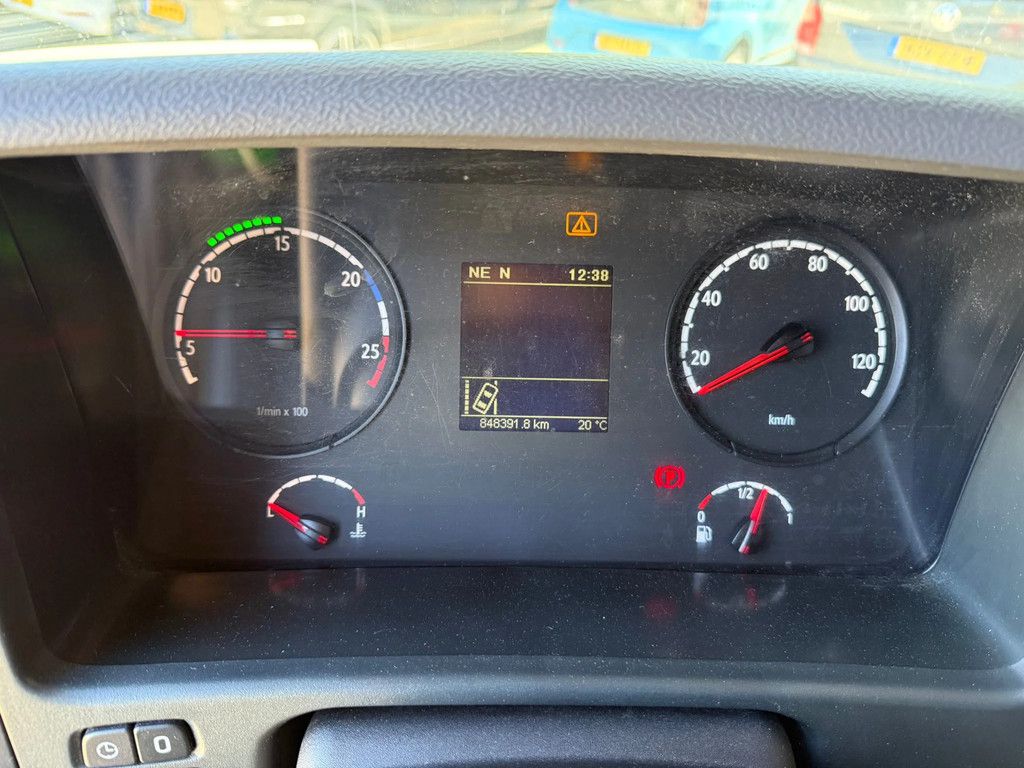 Scania P250 Schuifzeilen 2000KG LBW APK/TUV 11-2026 NL Truck
