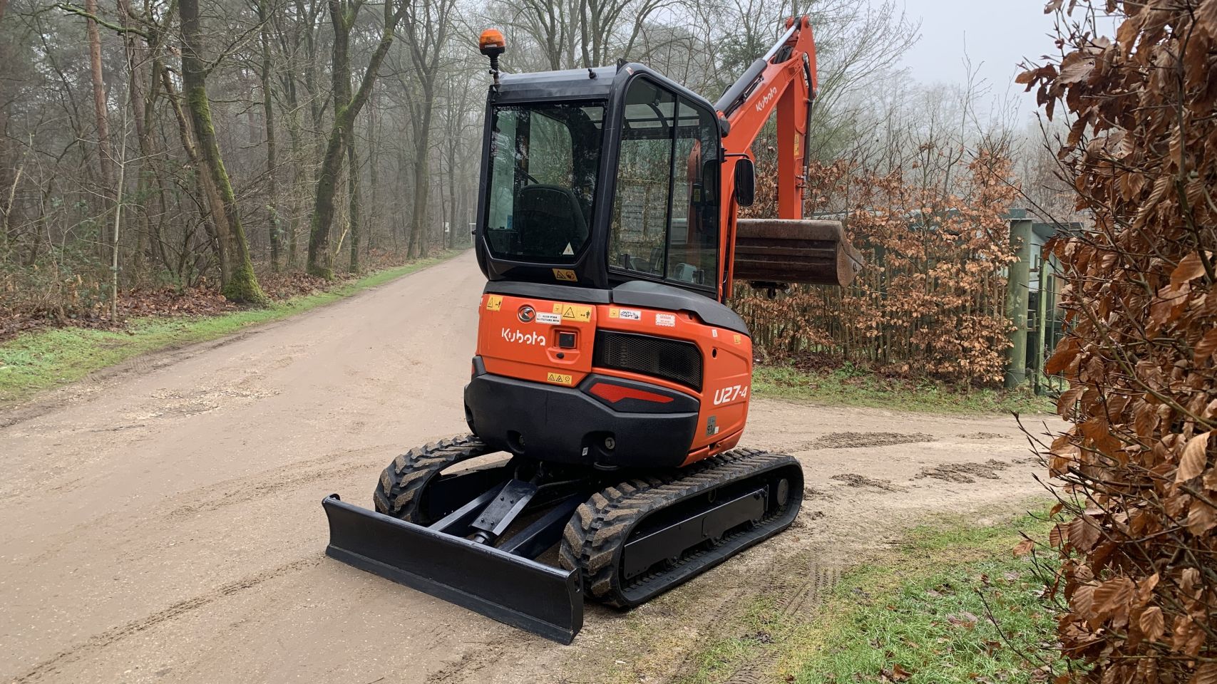 Kubota U27-4 Bj2019 3-Bakken Nieuw rijwerk