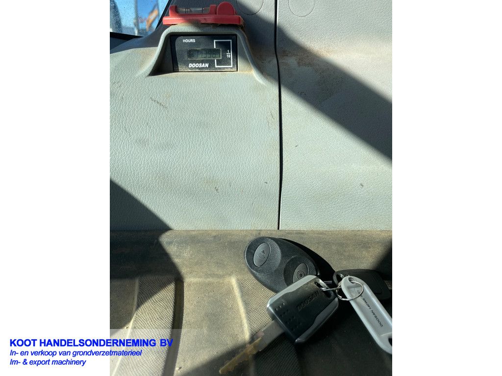 Doosan DX 140W DX 140w-5 (Very Good)