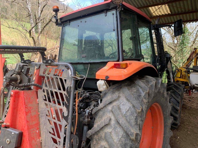 Kubota M108S