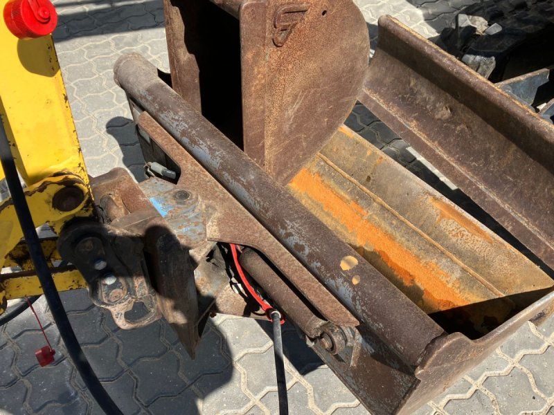 Komatsu PC16R-3HS PC16-3HS