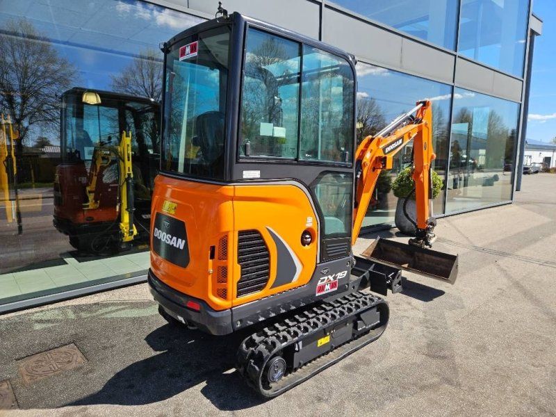 Doosan DX 19