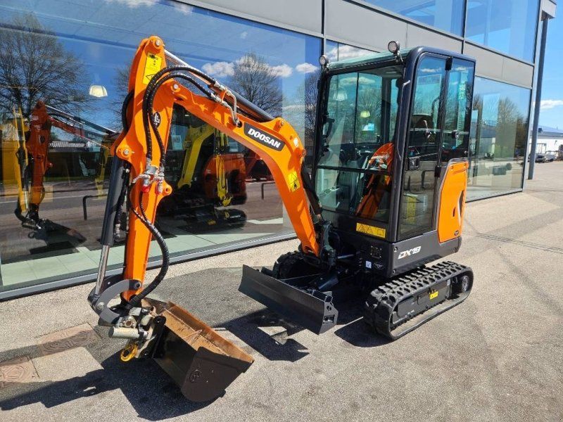 Doosan DX 19