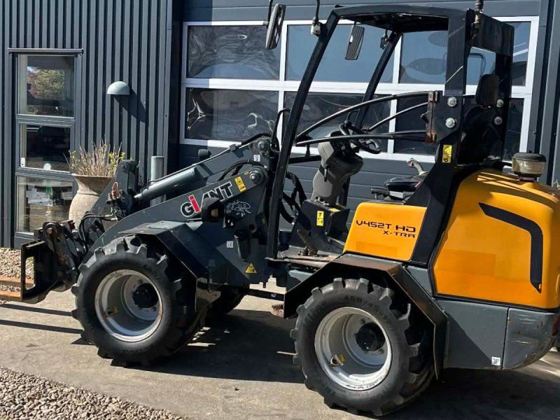 Giant V452T HD X-tra