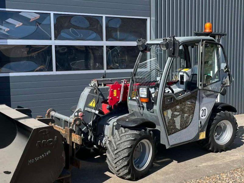 Weidemann T4512