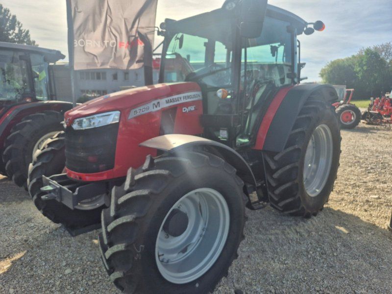 Massey Ferguson 5709
