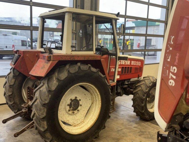 Steyr 8090 A