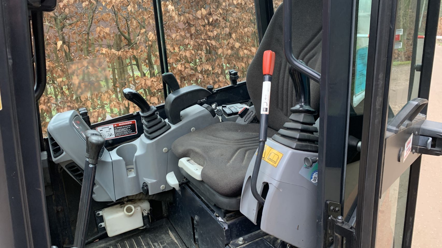 Kubota U27-4 Bj2019 3-Bakken Nieuw rijwerk