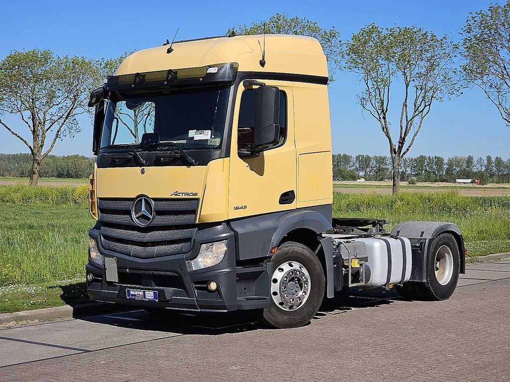 MERCEDES-BENZ ACTROS 1843