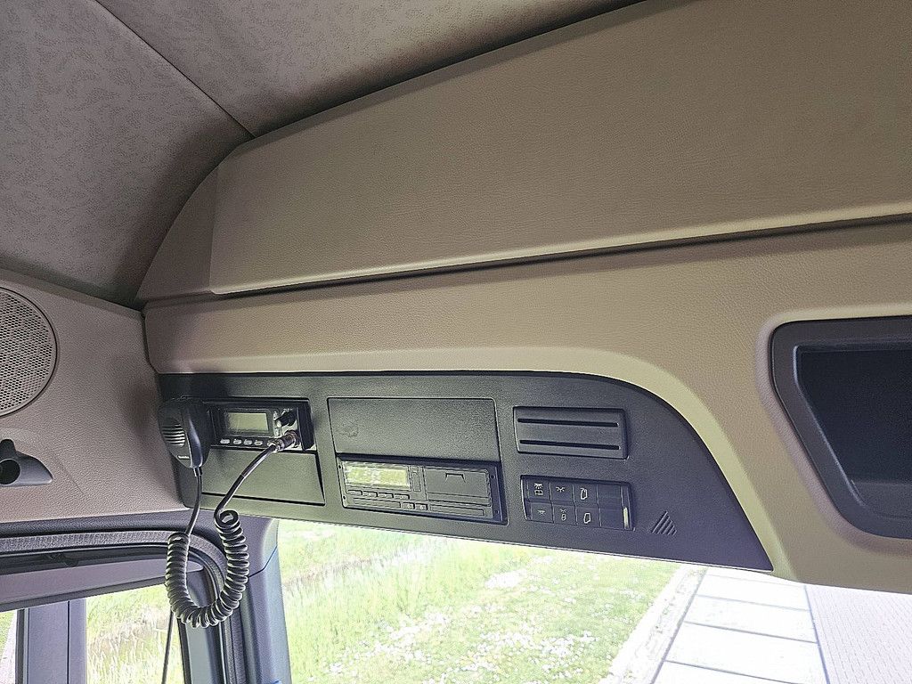 MERCEDES-BENZ ACTROS 1843