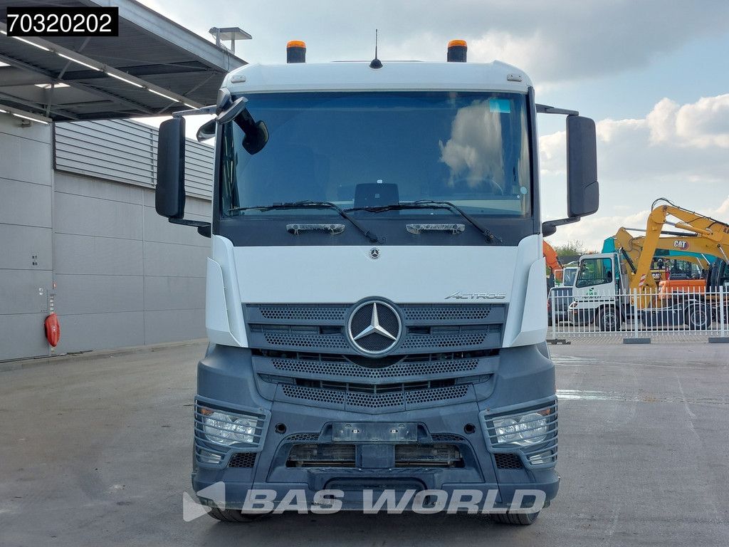 Schwing-Stetter AC3B0F11 3 axles 12m3 Lift Axle Concrete