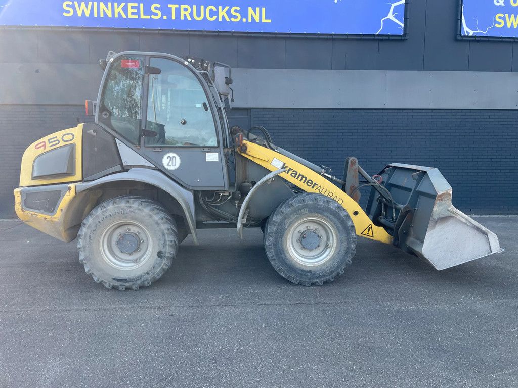 Kramer 950 ALLRAD Snelwissel 2100 Uhr !!