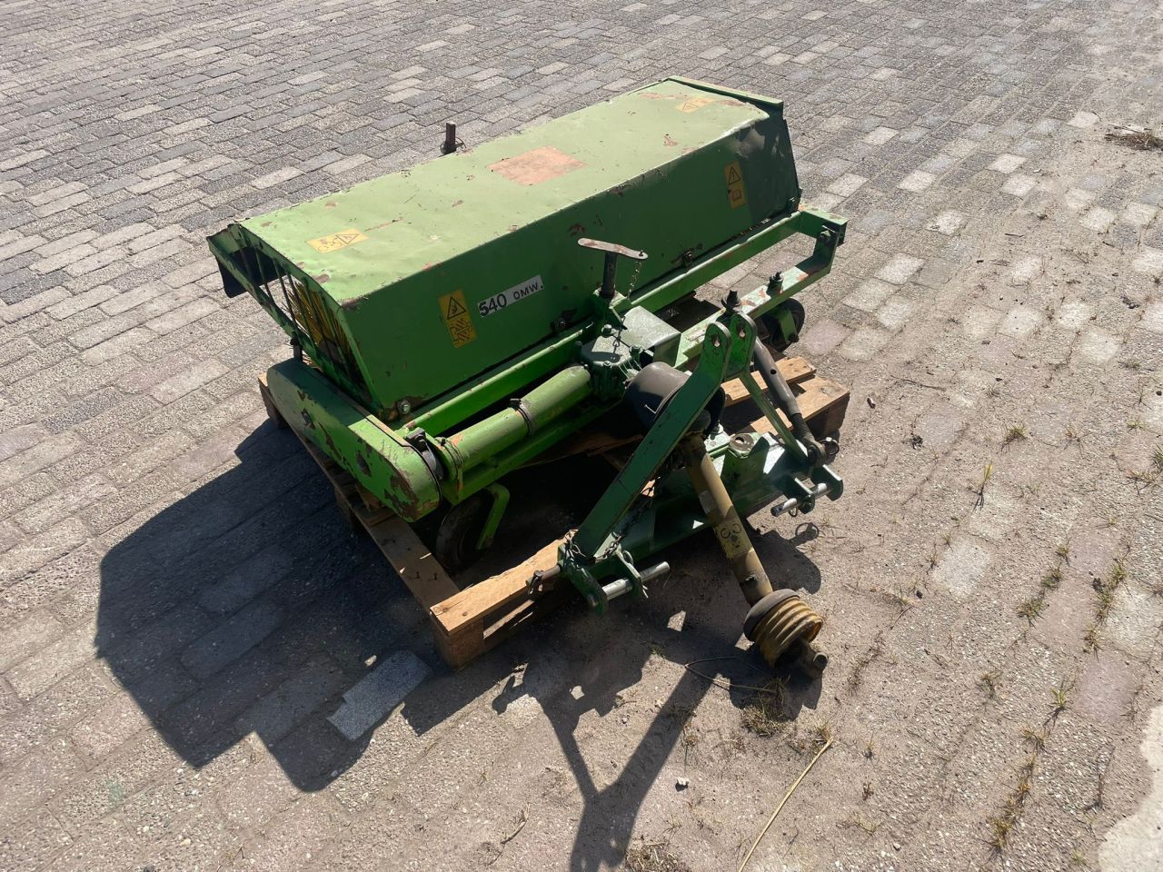 Veegmachine voor mini trekker
