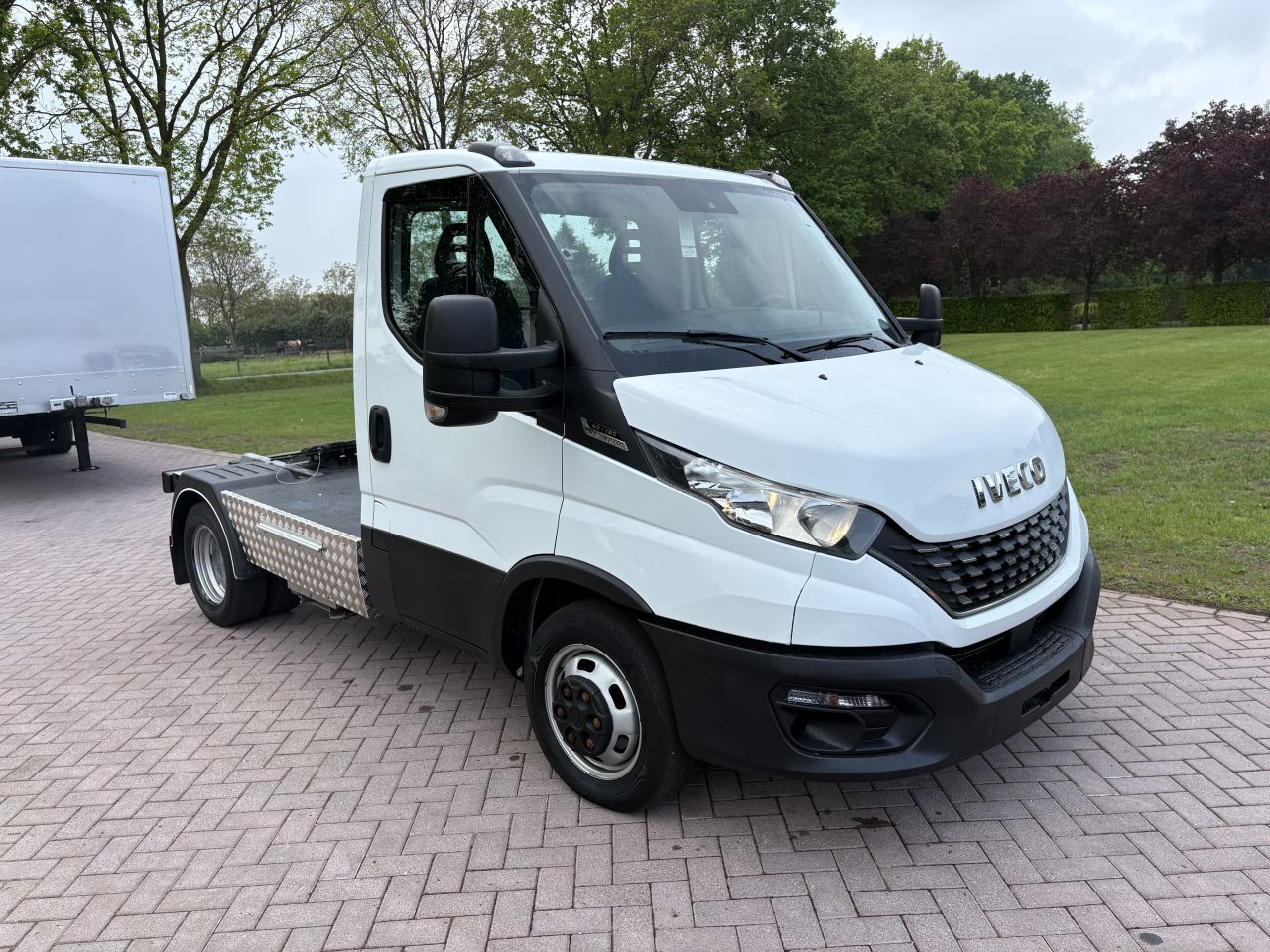 Be trekker 8.7 ton Iveco Daily 40C18 HI MATIC euro 6