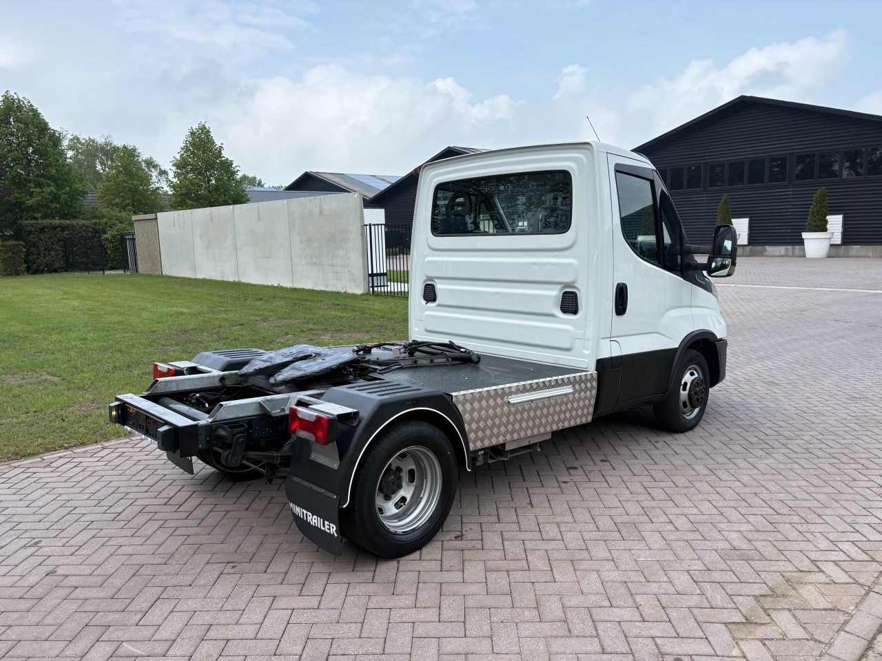 Be trekker 8.7 ton Iveco Daily 40C18 HI MATIC euro 6