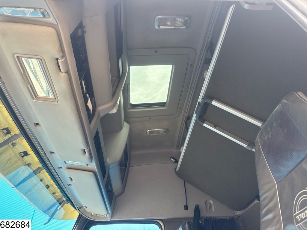 Volvo FH16 580 6x4, EURO 4, Retarder, Steel suspension