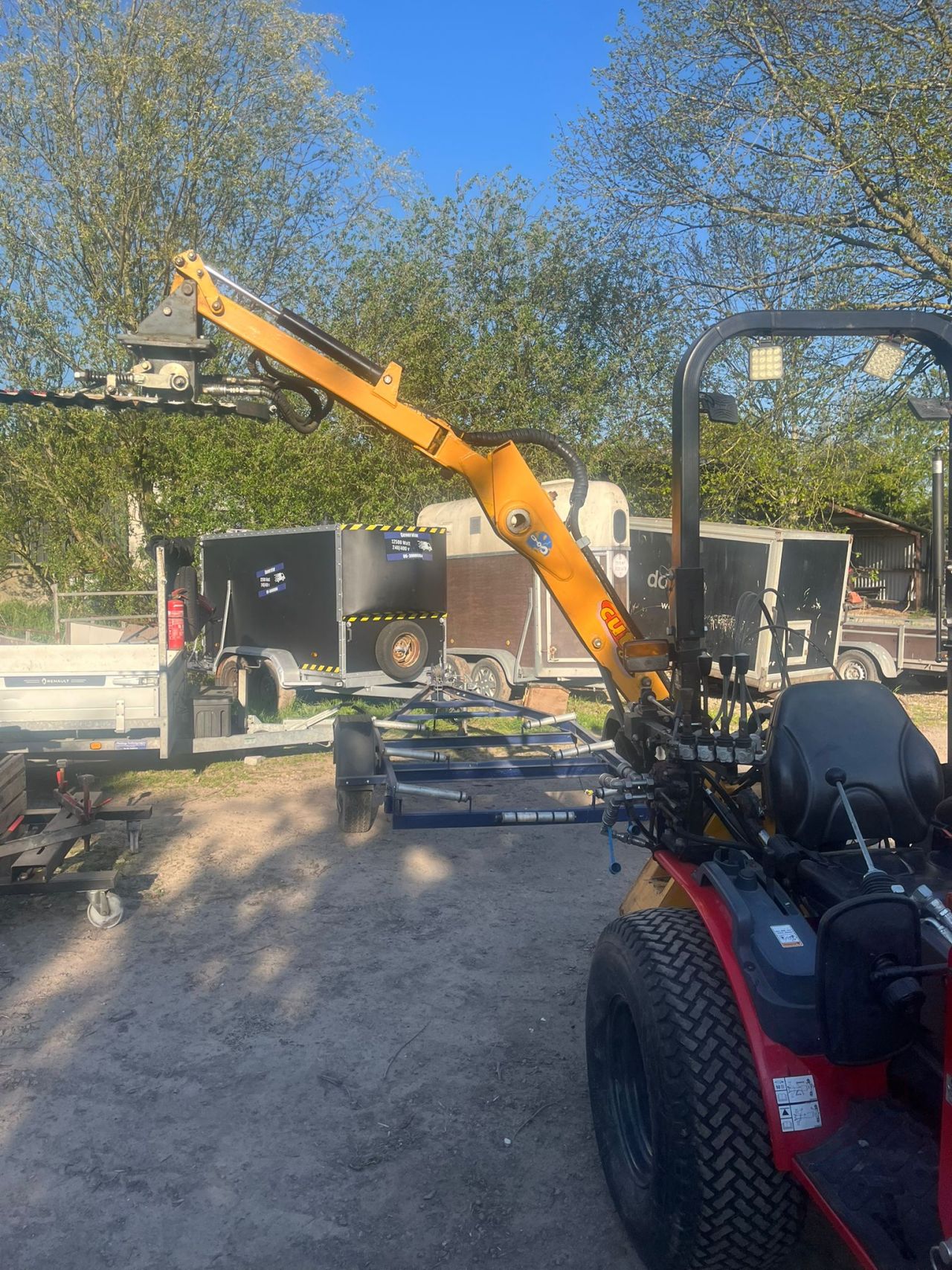 Heggeschaar,Walkantmaaier en Klepelmaaier