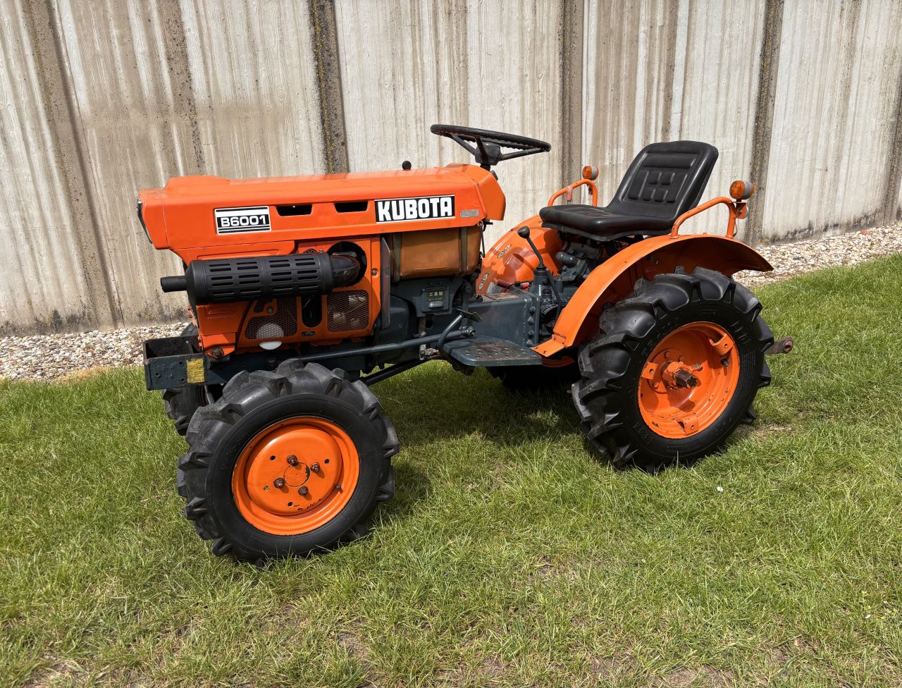 Kubota B6001 4WD met NL kenteken - incl onderhoudsbeurt