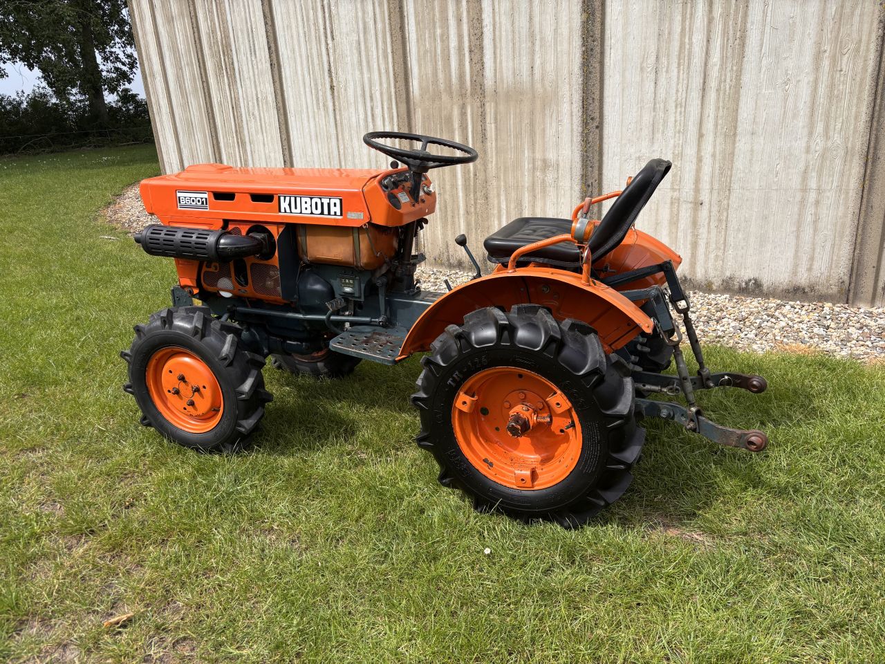 Kubota B6001 4WD met NL kenteken - incl onderhoudsbeurt