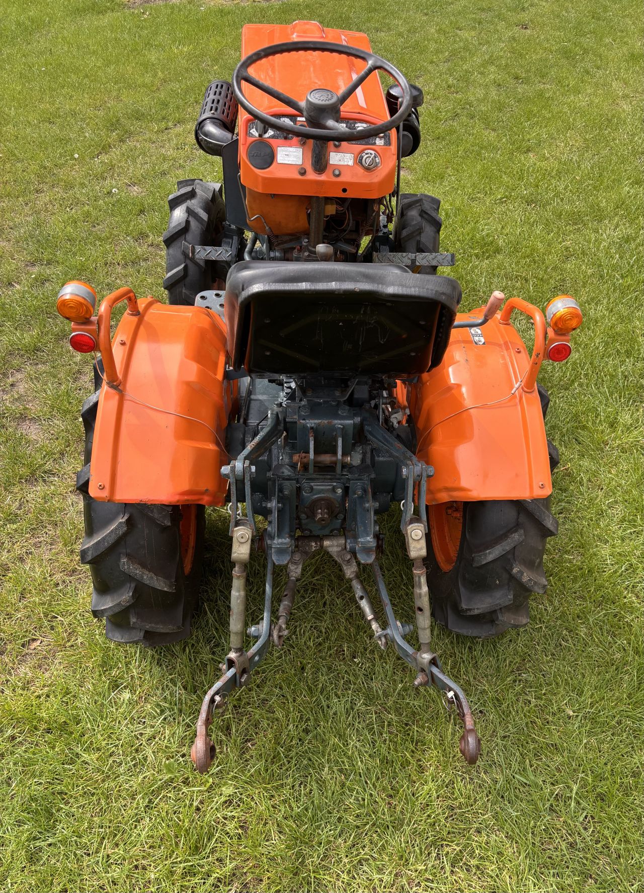 Kubota B6001 4WD met NL kenteken - incl onderhoudsbeurt