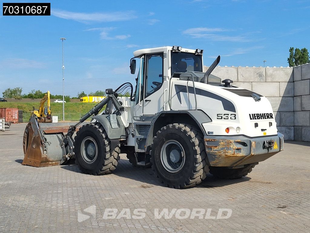 Liebherr L538