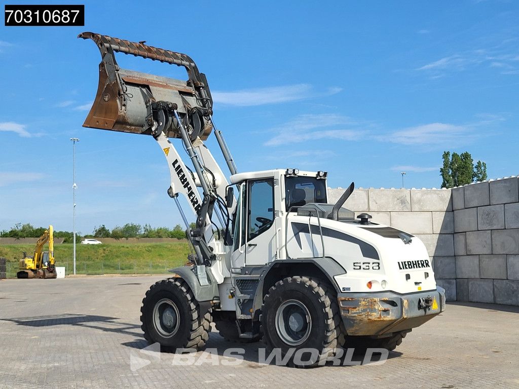 Liebherr L538