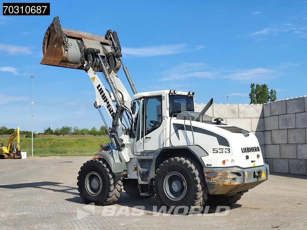 Liebherr L538