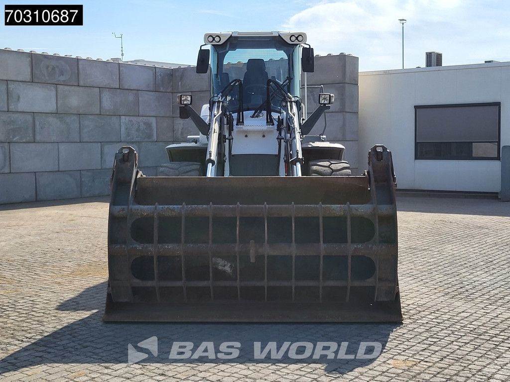 Liebherr L538
