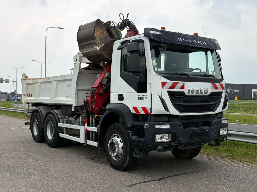 Iveco TRAKKER AD260T360 6x4