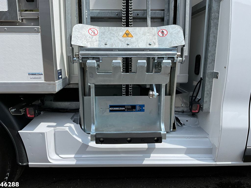 Peugeot E-Expert 100% elektrisch kippende zijlader