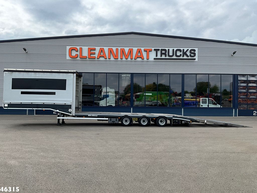 Muller Mitteltal 3-assige dieplader met oprijrampen Machine / Heftruck transport
