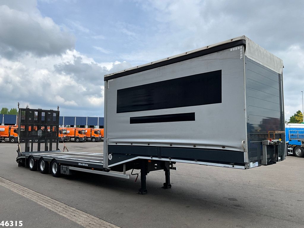 Muller Mitteltal 3-assige dieplader met oprijrampen Machine / Heftruck transport