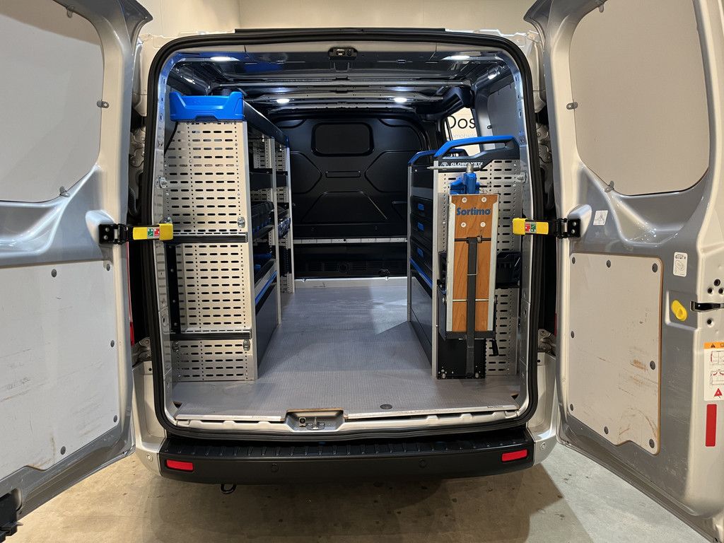 Ford Transit Custom 300 2.0 TDCI L1H1 Trend 130 PK Servicebus / Sortimo Inrichting / Euro 6 / Airco / CarPlay / Camera / Cruise Control / 3-Zits