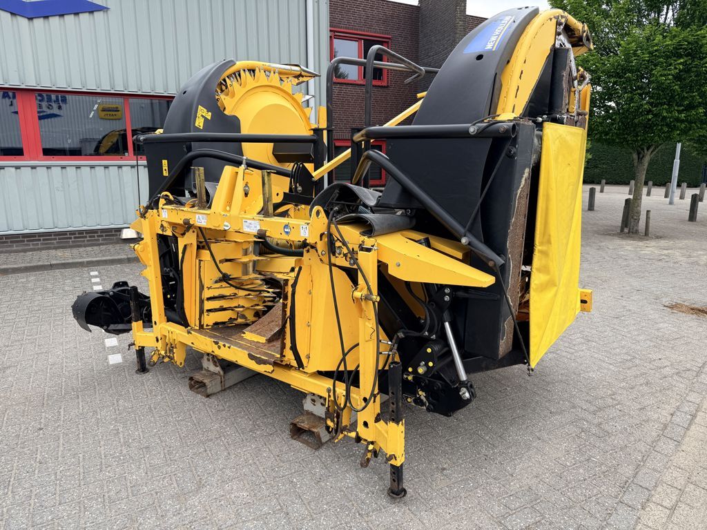 New Holland 60BFIE 8-Rij Maisbek