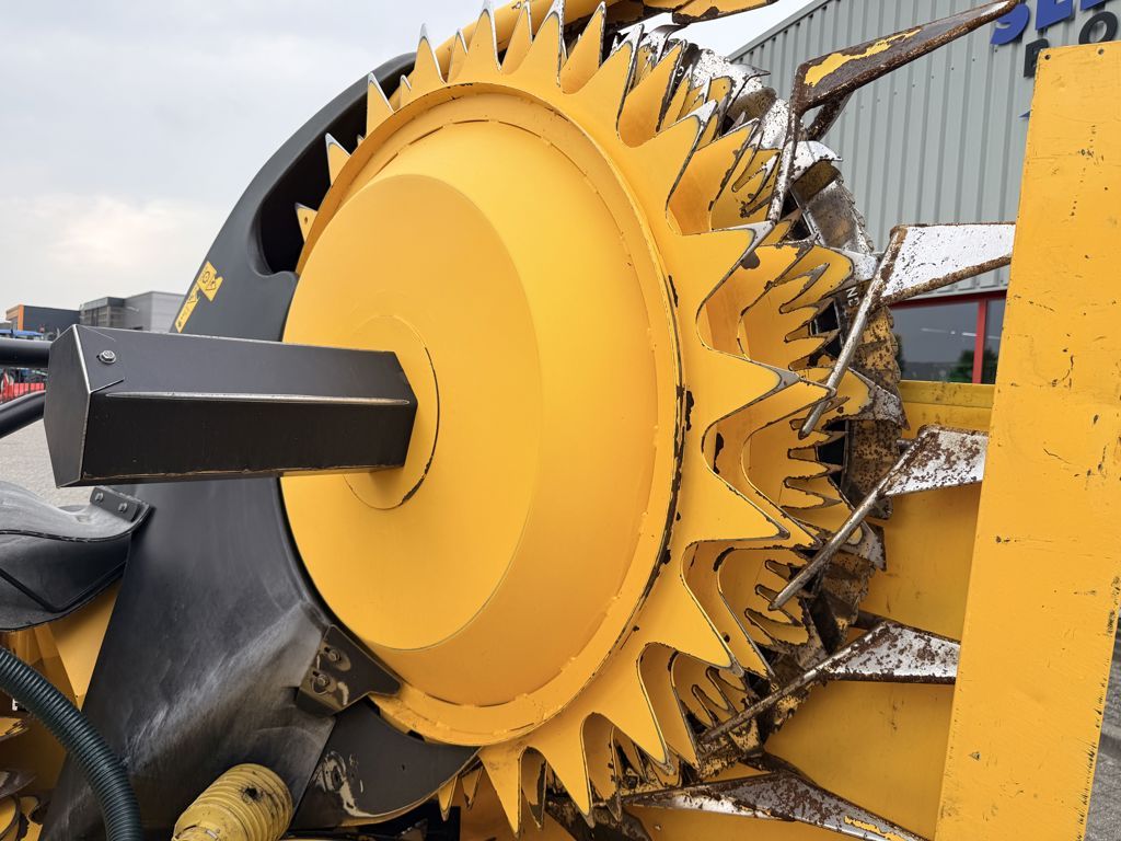 New Holland 60BFIE 8-Rij Maisbek