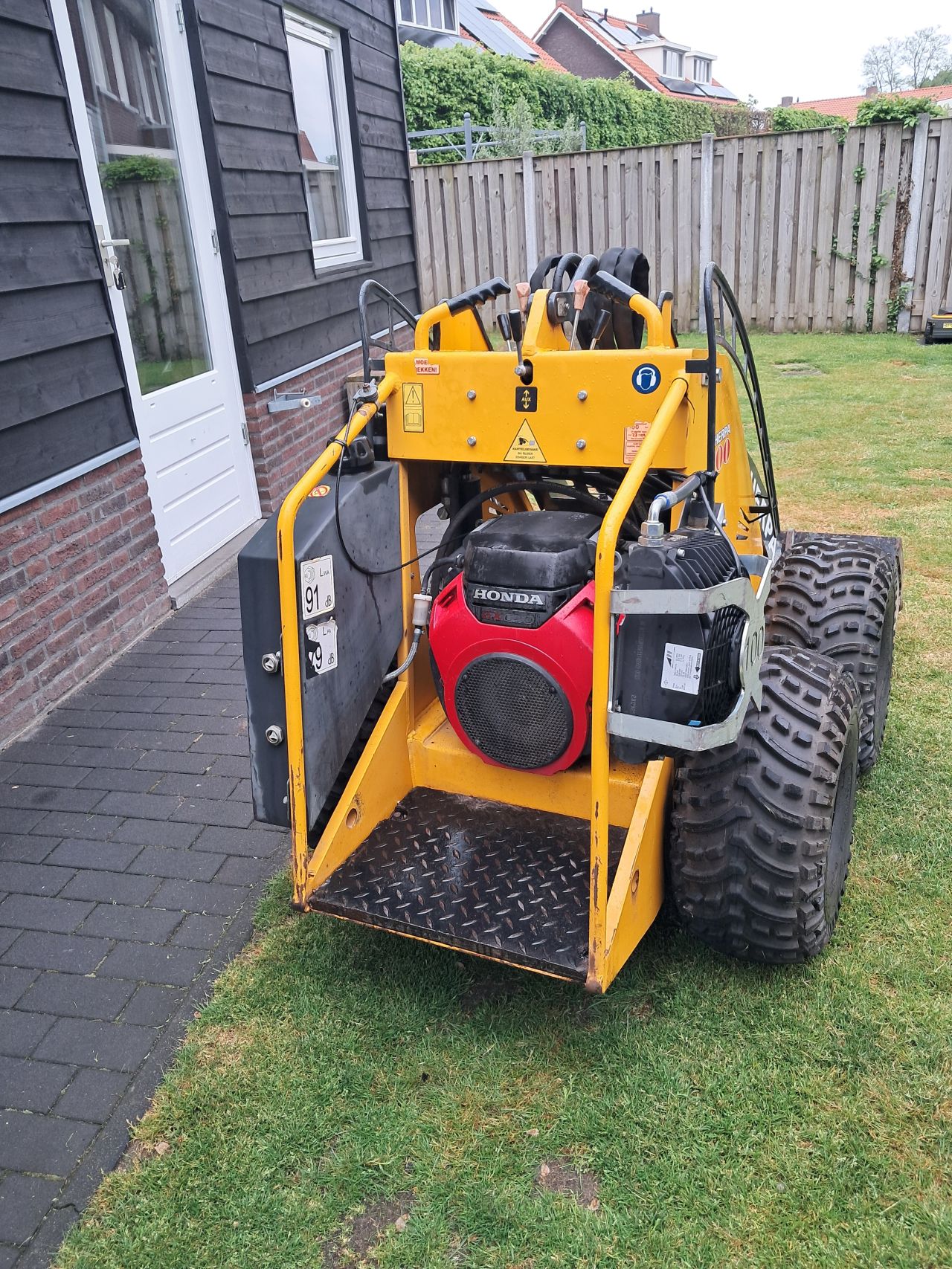 Sherpa 100 ( Bj 2022 ) Skidster / Giant / Mini shovel / Honda