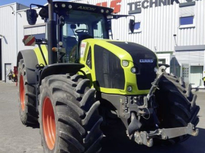 Claas AXION 950
