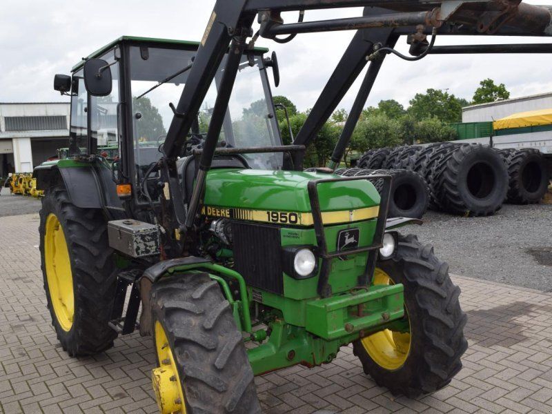 John Deere 1950