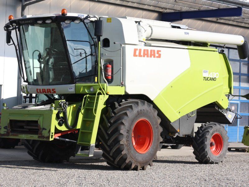 Claas Tucano 430 Getreidemaschine Allrad