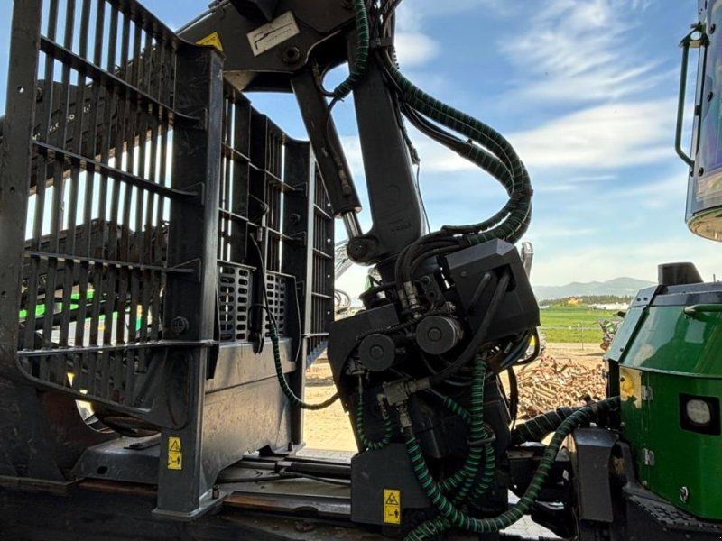 John Deere 1210 G