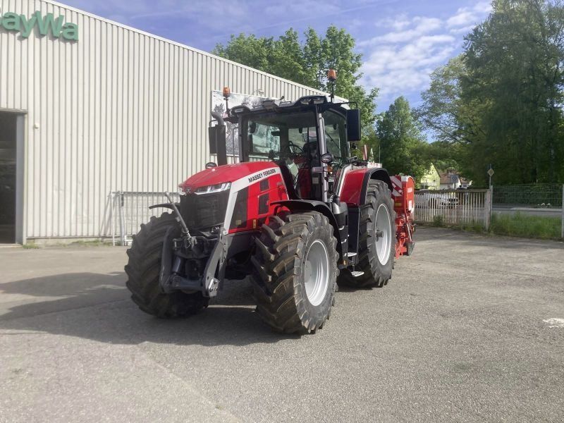 Massey Ferguson 8S.225 DYNA-VT CLUSIVE MA