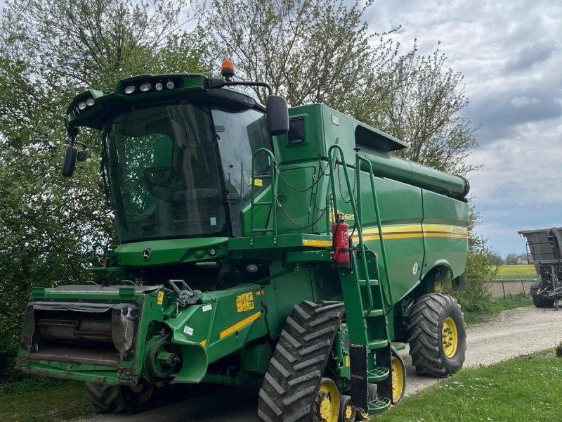 John Deere S685 i