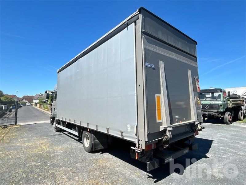 MAN TGL 8.220