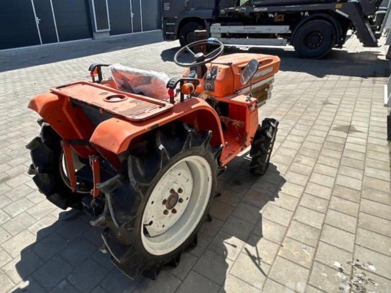 Kubota B1600