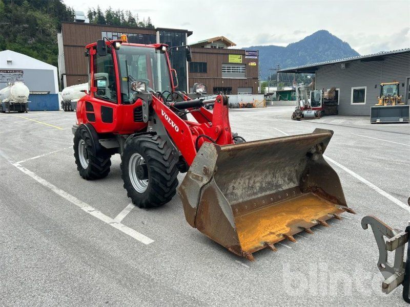 Volvo L28F