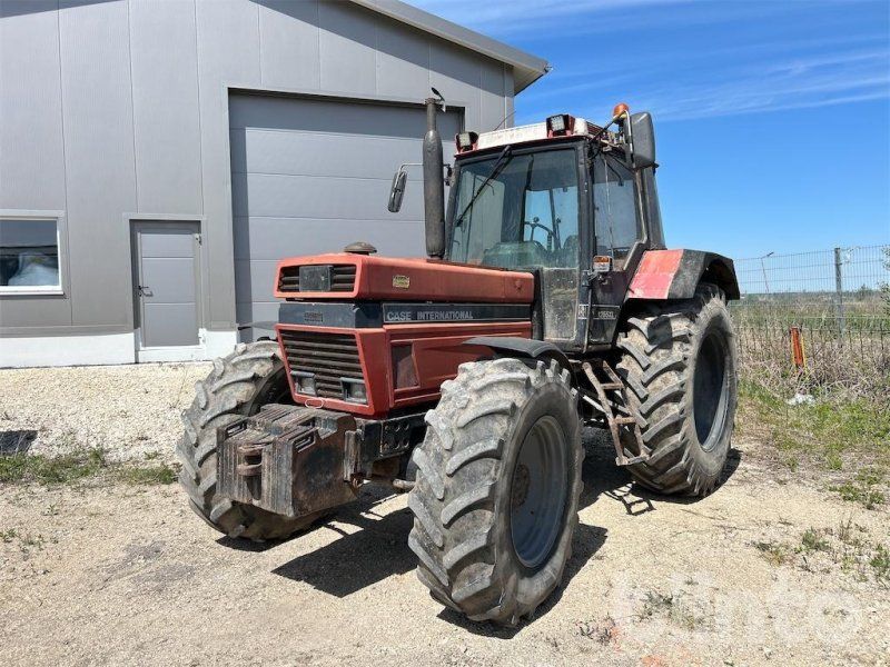 Case 1255 XL