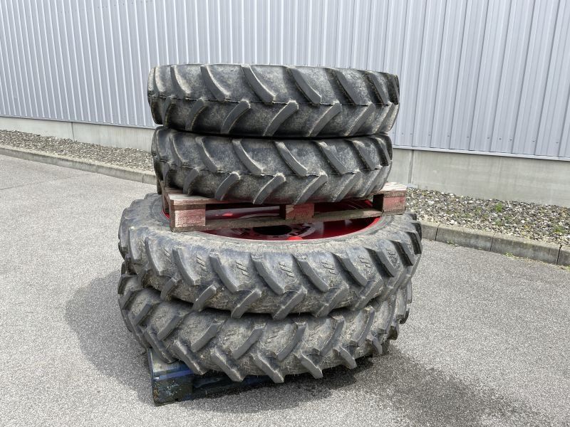 Fendt 270/80R32 MITAS