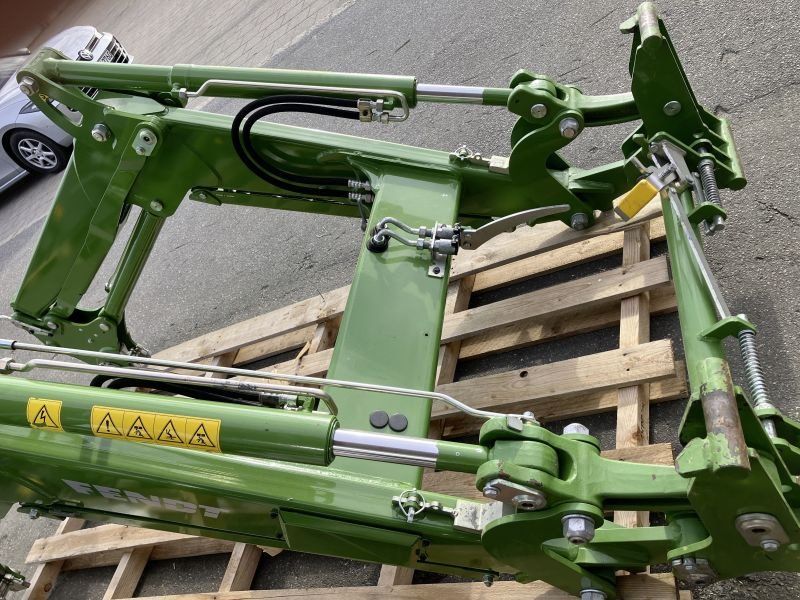 Fendt CARGO 3X/65